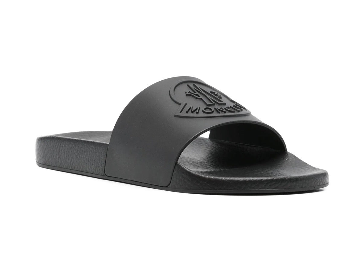 Slippers M*ncler