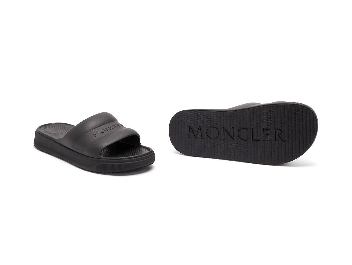 Slippers M*ncler